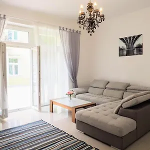 vizitați hotelul